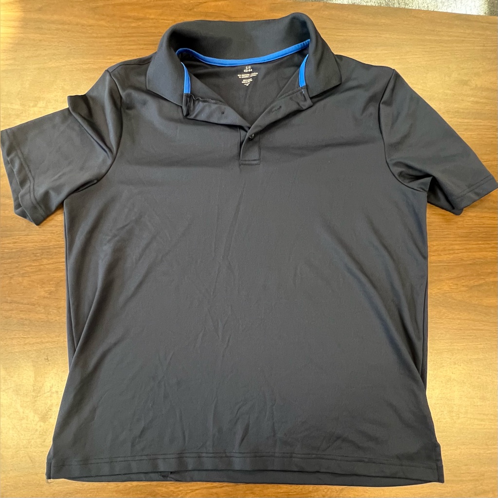 Men’s Polo. Size L
